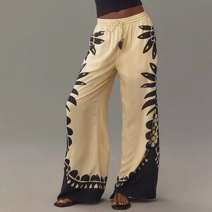 NWOT Farm Rio x Anthropologie Martina Cream and Black Wide Leg Pants. Size Small